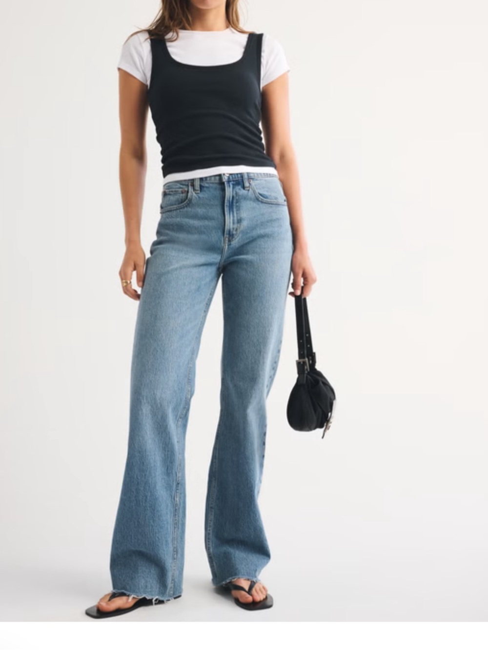 Abercrombie & Fitch High Rise 90s Relaxed Frayed Hem Jean Light Blue Size 27